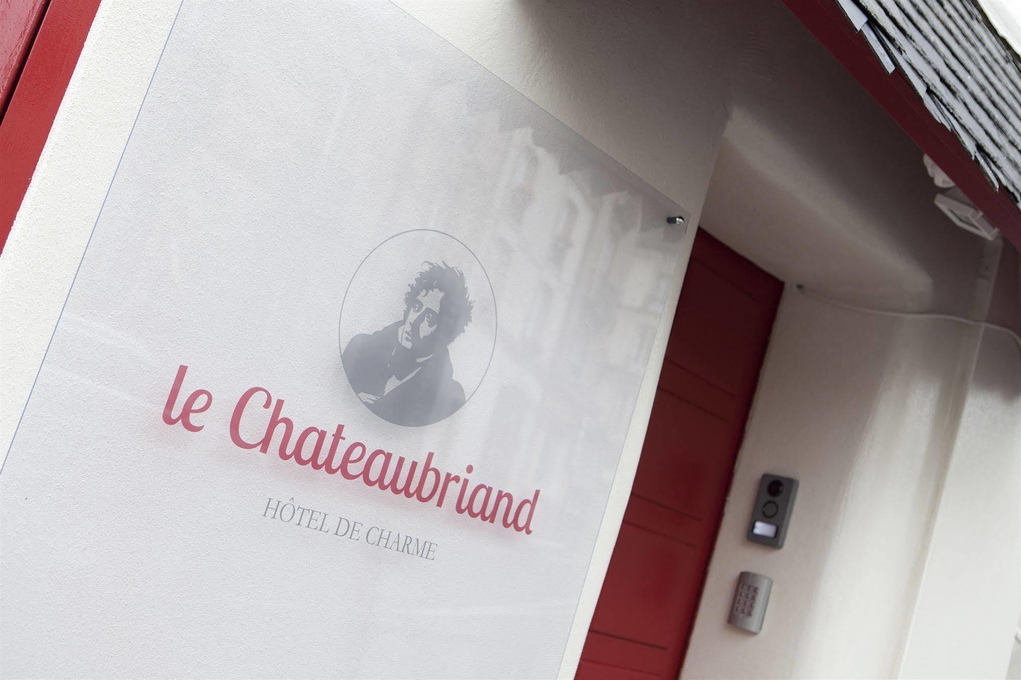 Logis Chateaubriand 2*