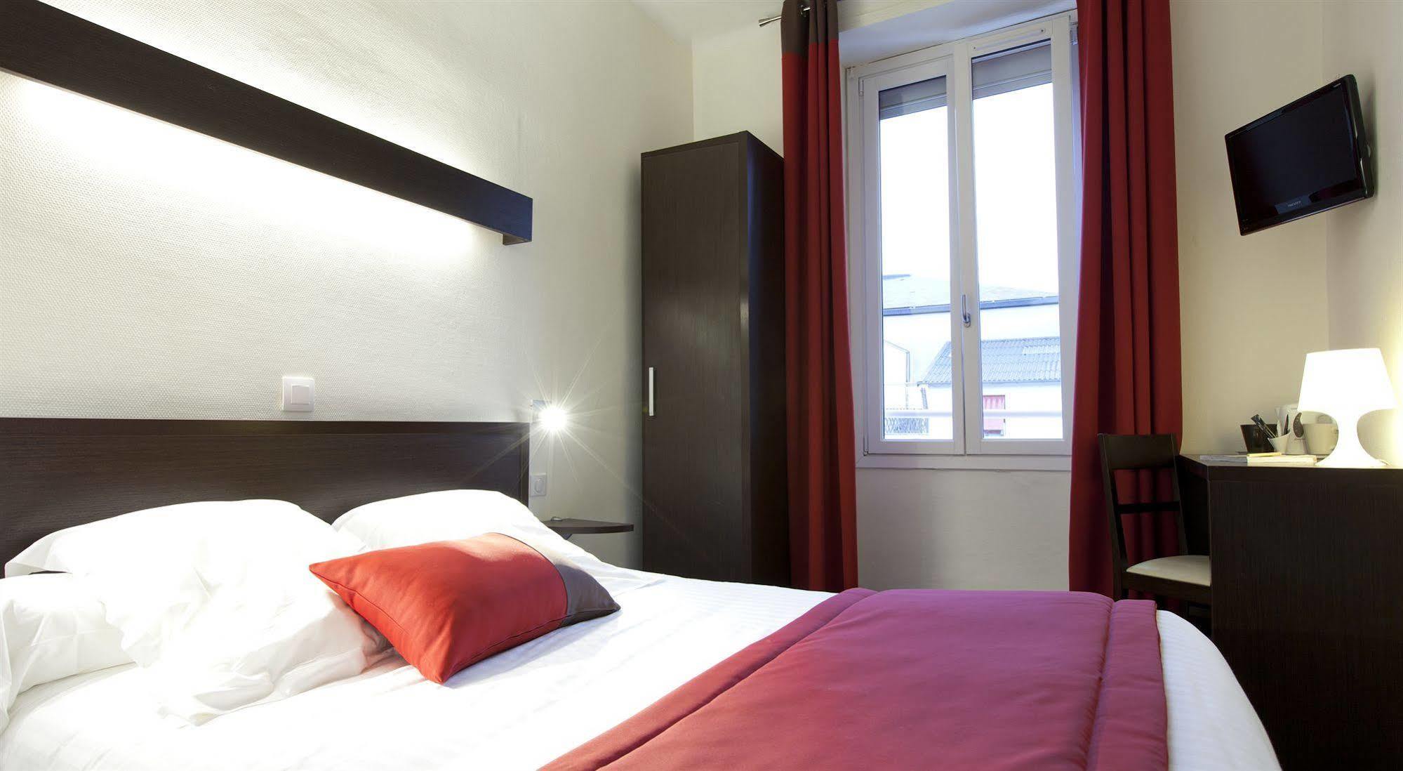 Hotel Logis Chateaubriand Nantes